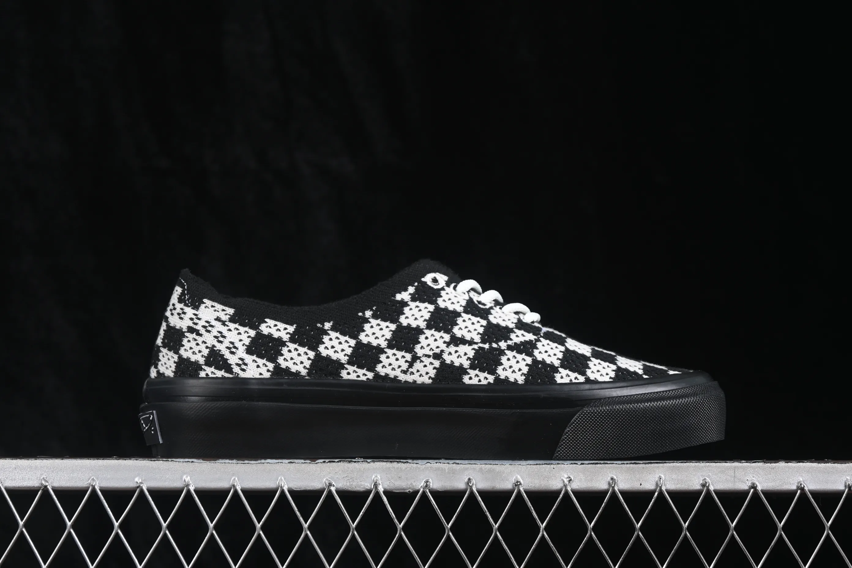 All categories Vans Vans series Vans Low Vans low-top Vans Authentic 44 Vans low-top casual skateboard shoes VN000EJC1KP